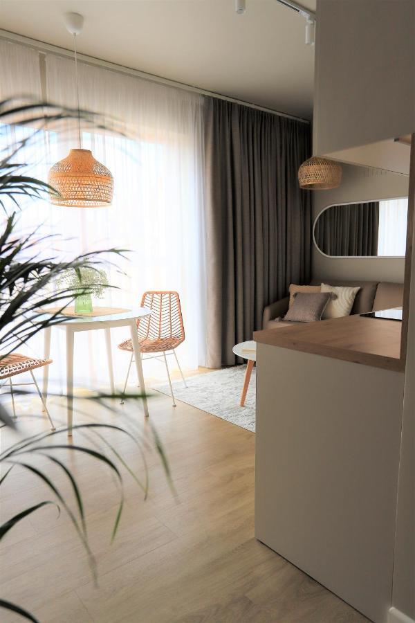 Apartamenty Nadjeziorne Z Tarasem Na Dachu Ełk Exterior foto